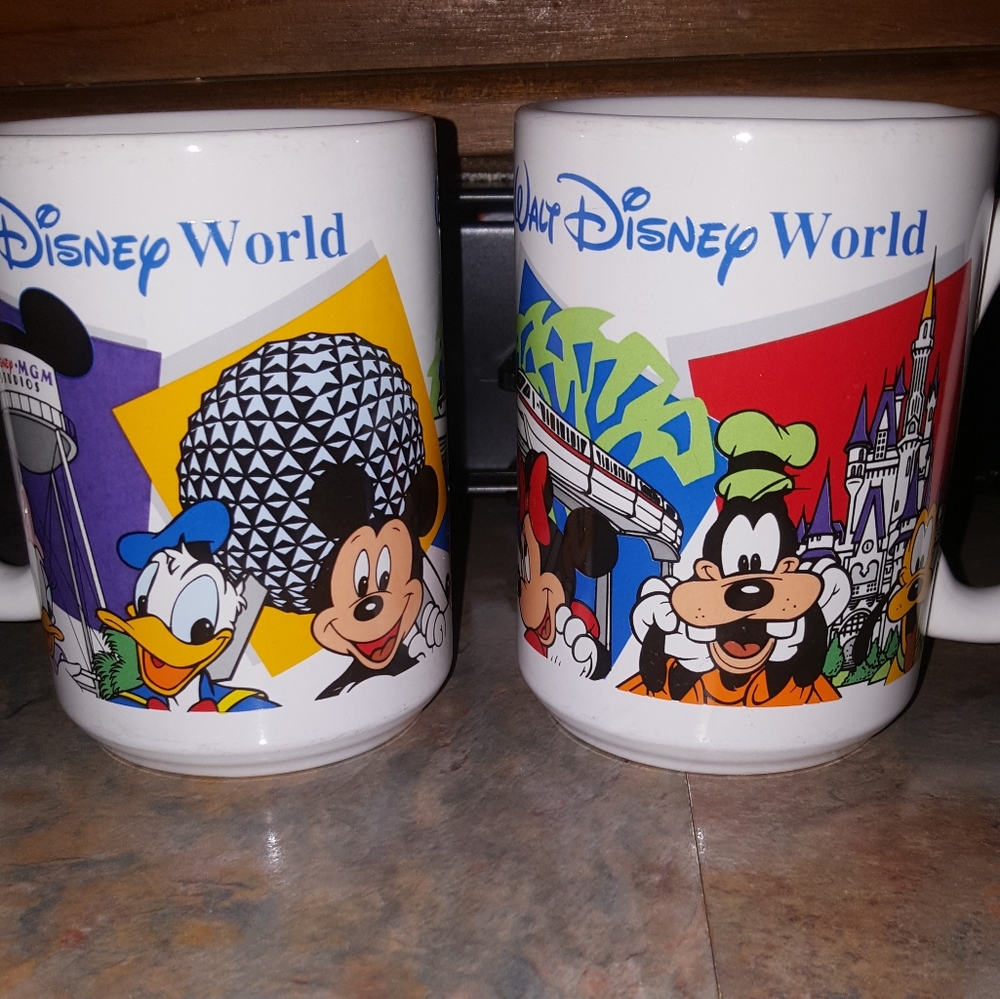 DISNEY 90'S MATCHING COFFEE CUPS - Picture 2 of 5
